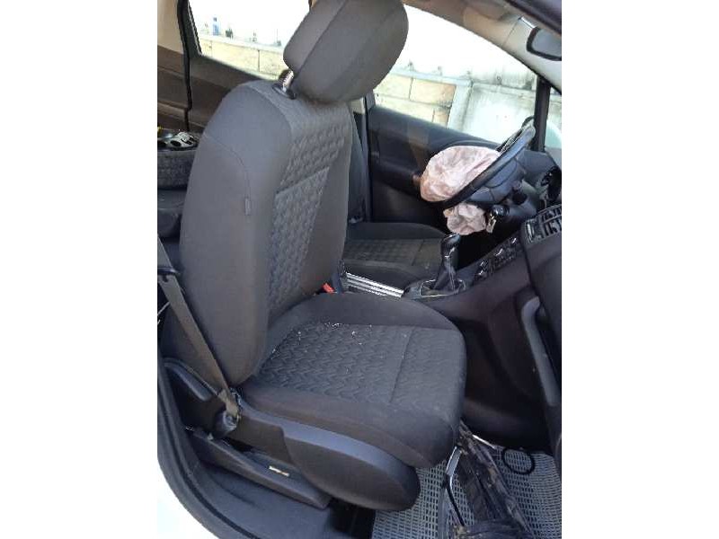 opel meriva b del año 2013