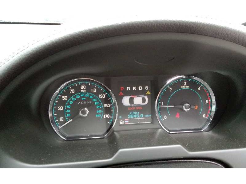 jaguar xf del año 2012