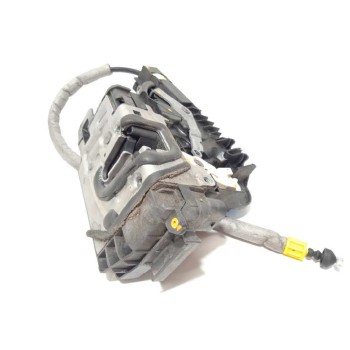 CERRADURA PUERTA DELANTERA DERECHA A0997201800 