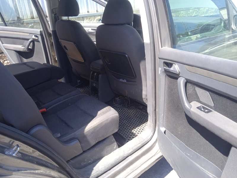 volkswagen touran (1t2) del año 2008