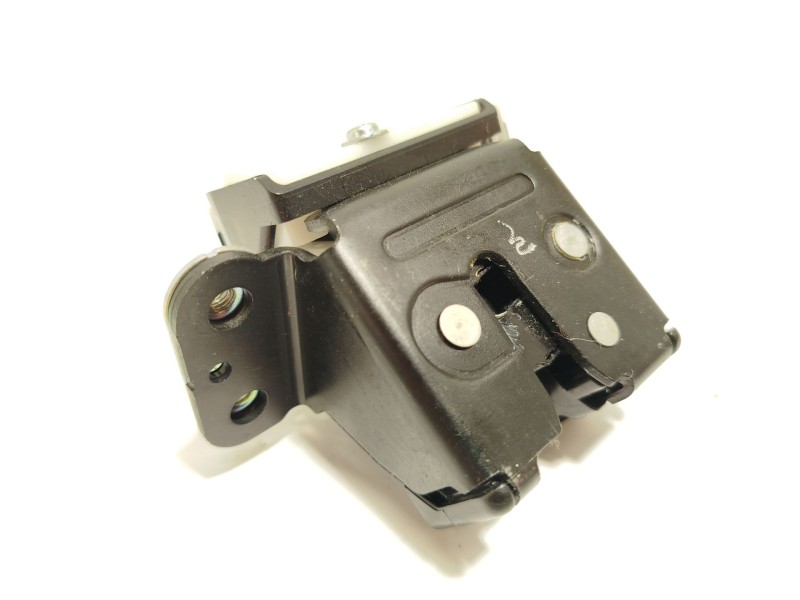 CERRADURA MALETERO / PORTON BDMT62310 