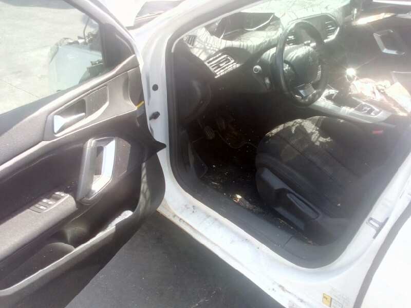 peugeot 308 del año 2016