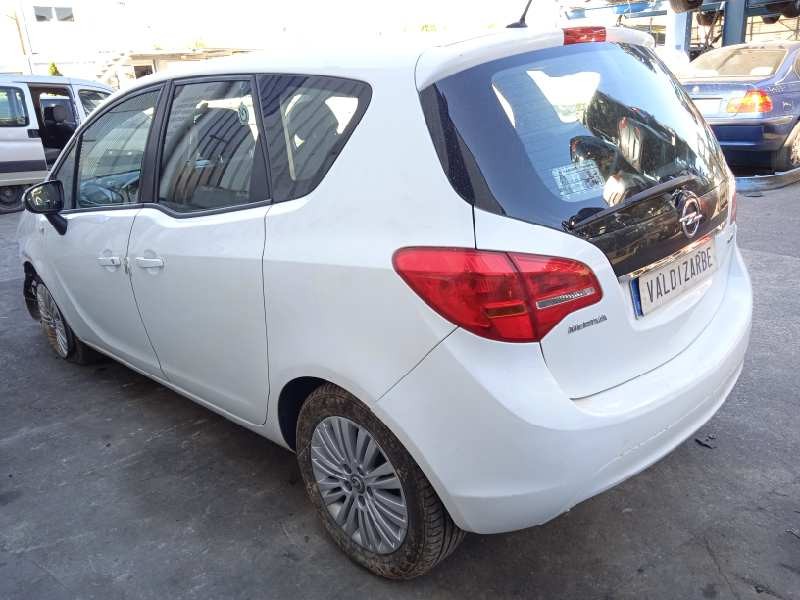 opel meriva b del año 2013