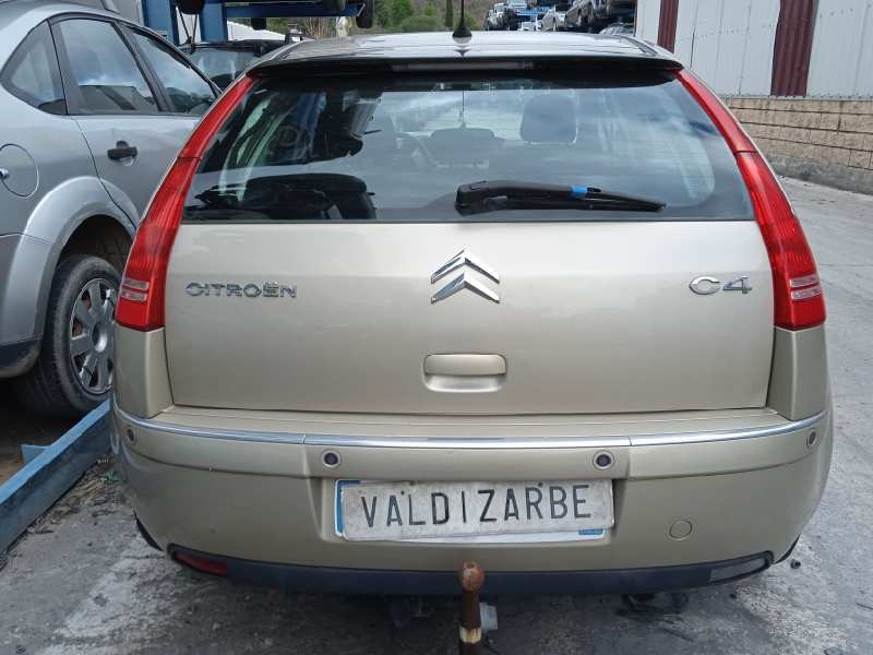 citroën c4 berlina del año 2004