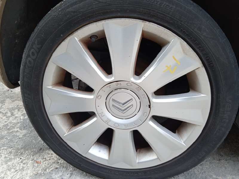 citroën c4 berlina del año 2004