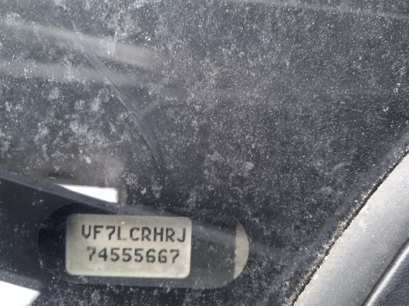 citroën c4 berlina del año 2004