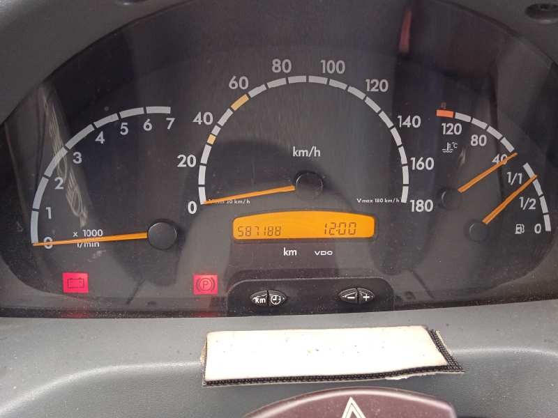 mercedes-benz sprinter 02.00  caja cerrada, techo elevado del año 2005