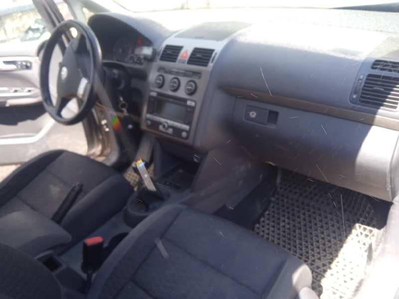 volkswagen touran (1t2) del año 2008