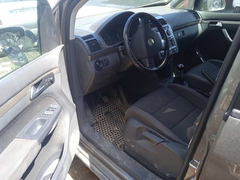 volkswagen touran (1t2) del año 2008