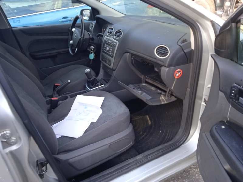 ford focus berlina (cap) del año 2006