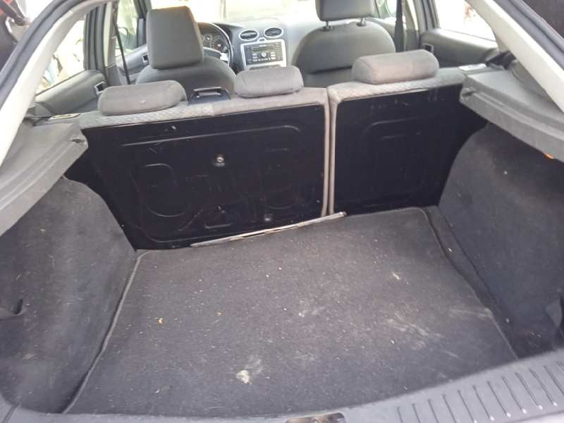 ford focus berlina (cap) del año 2006