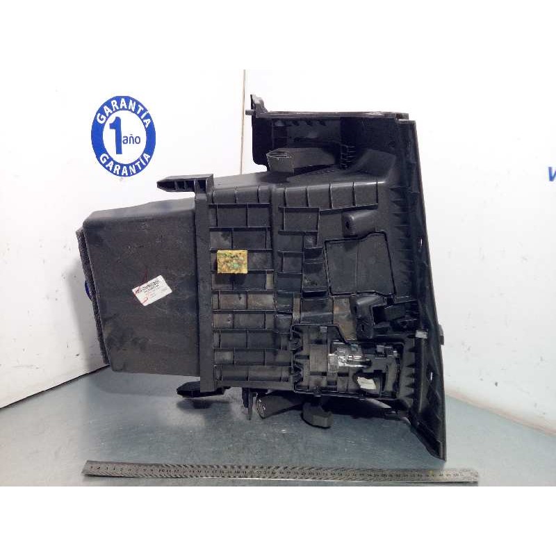 Recambio de guantera para renault megane iii sport tourer business referencia OEM IAM 681080020R  