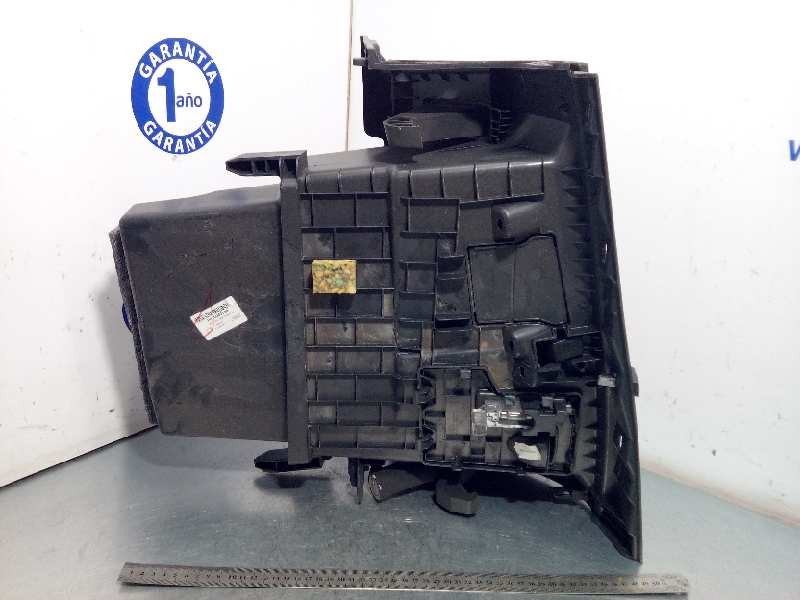 Recambio de guantera para renault megane iii sport tourer business referencia OEM IAM 681080020R  