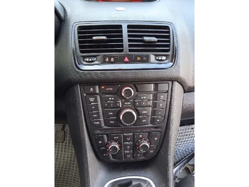 opel meriva b del año 2013