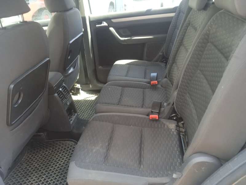 volkswagen touran (1t2) del año 2008