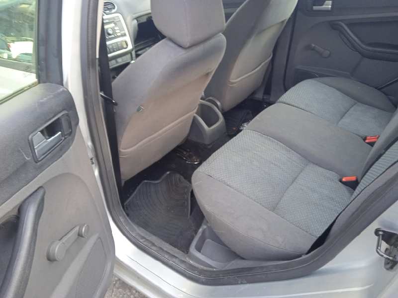 ford focus berlina (cap) del año 2006