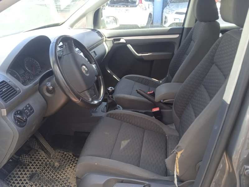 volkswagen touran (1t2) del año 2008