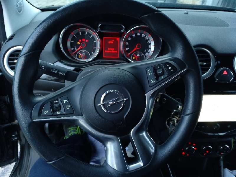 opel adam del año 2016