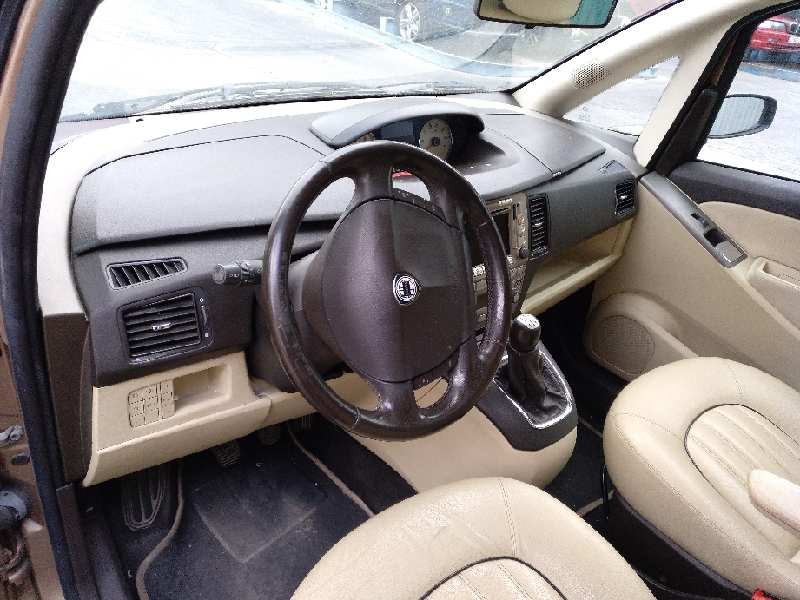 lancia musa (184) del año 2006