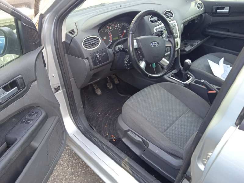 ford focus berlina (cap) del año 2006
