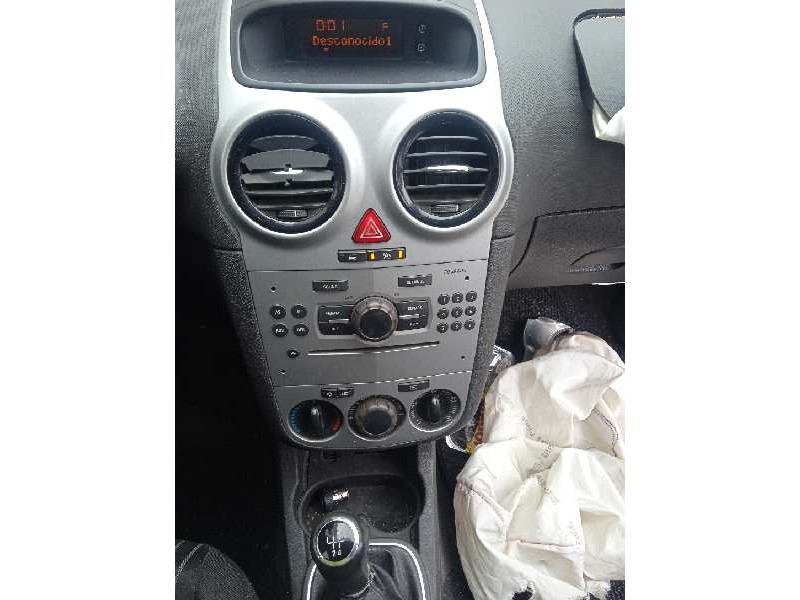 opel corsa d del año 2009