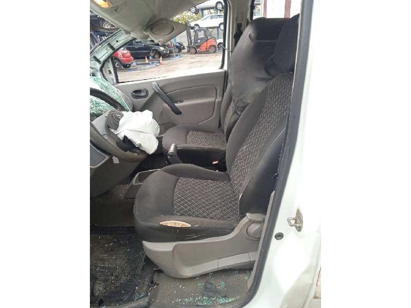 renault kangoo del año 2010