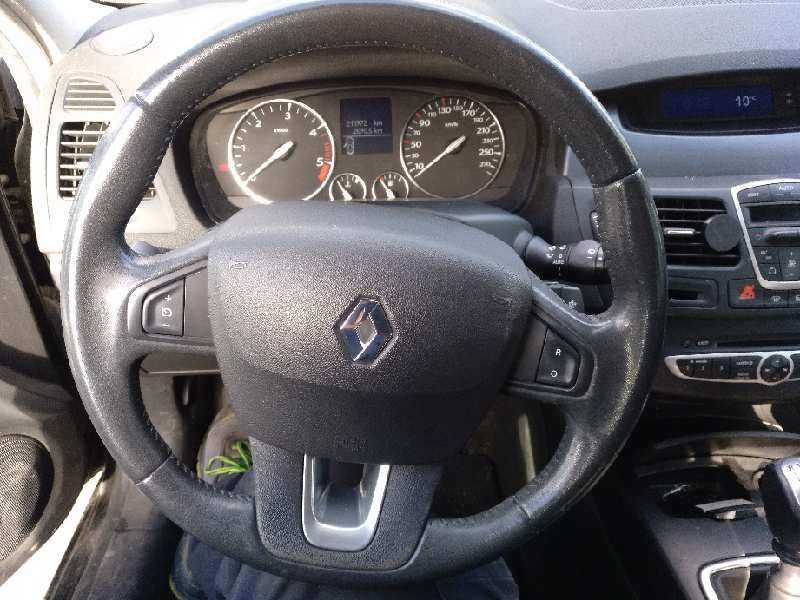 renault laguna iii del año 2008