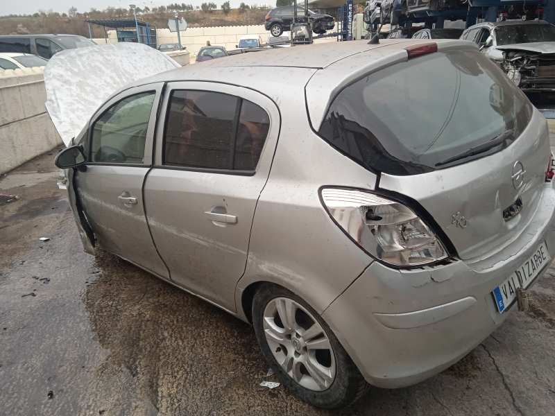opel corsa d del año 2009
