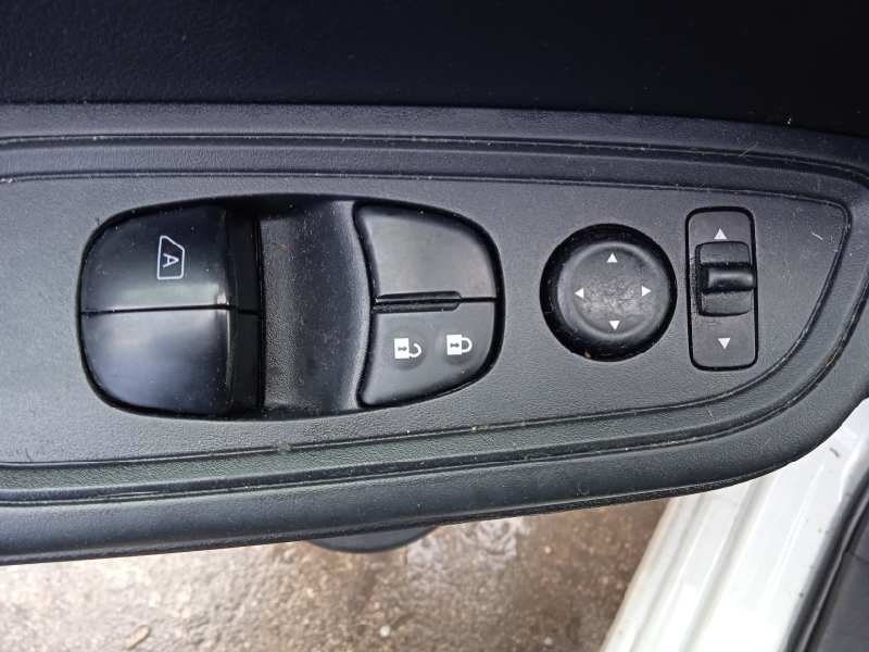 nissan micra v (k14) del año 2017