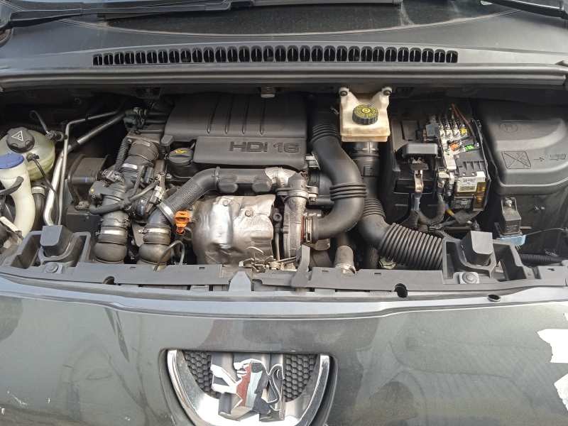 peugeot 5008 del año 2011