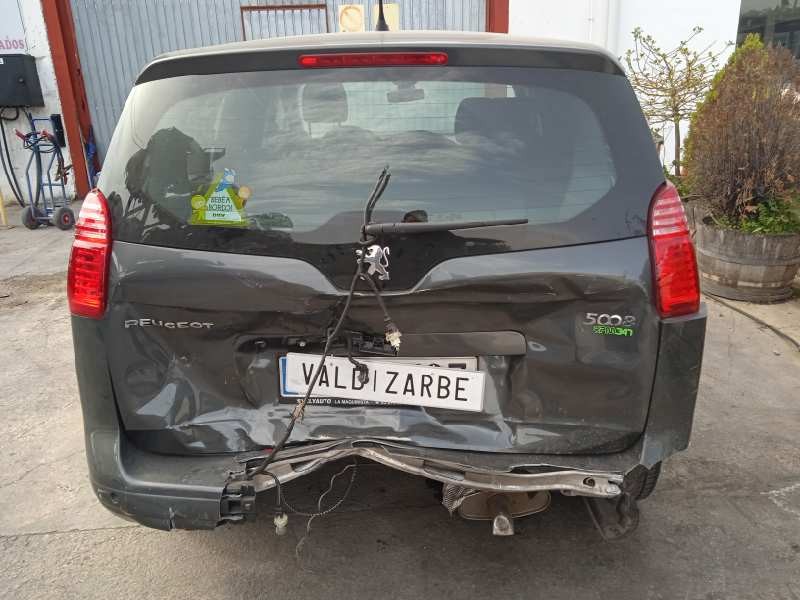 peugeot 5008 del año 2011