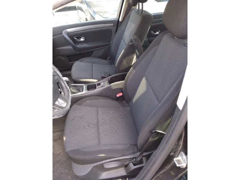 renault laguna iii del año 2008