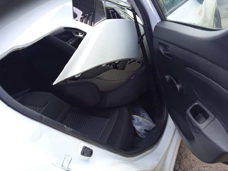 nissan micra v (k14) del año 2017