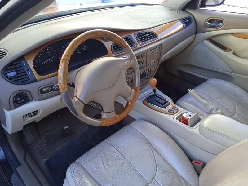 jaguar s-type del año 1999