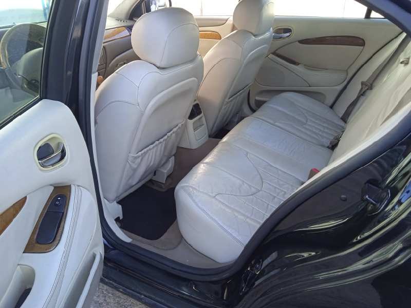 jaguar s-type del año 1999