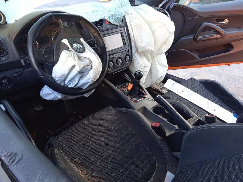 volkswagen scirocco (137) del año 2008