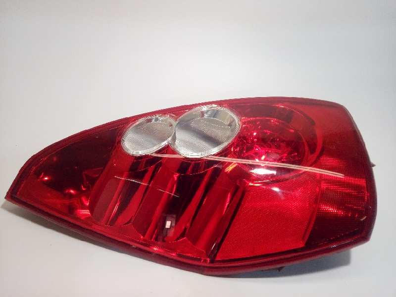 Recambio de piloto trasero izquierdo para mazda 5 berl. (cr) 2.0 sportive referencia OEM IAM C23551160E  