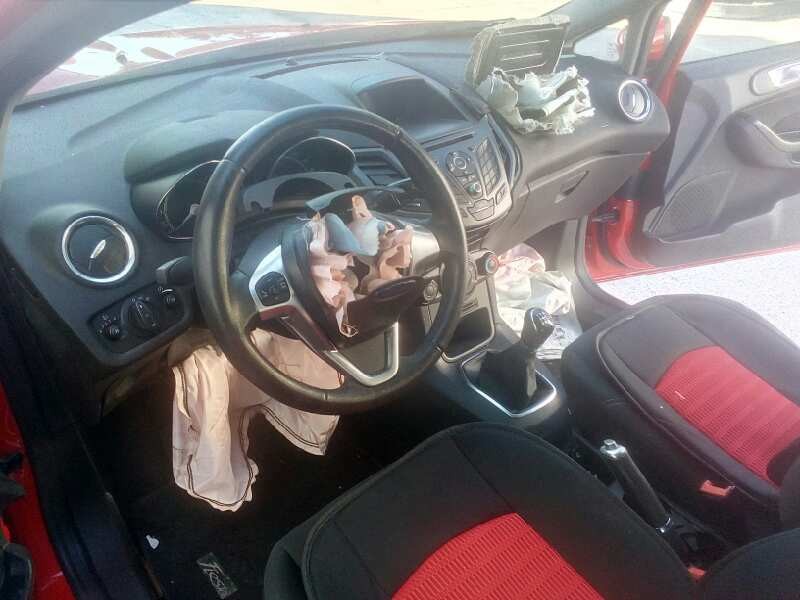 ford fiesta (ccn) del año 2015