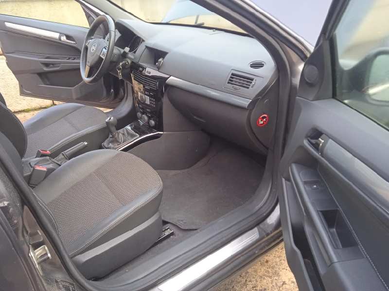 opel astra h ber. del año 2010