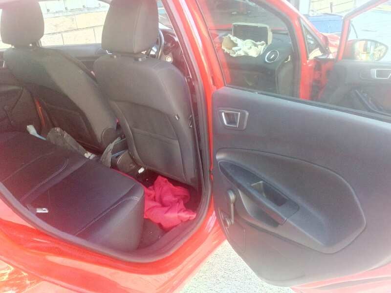 ford fiesta (ccn) del año 2015