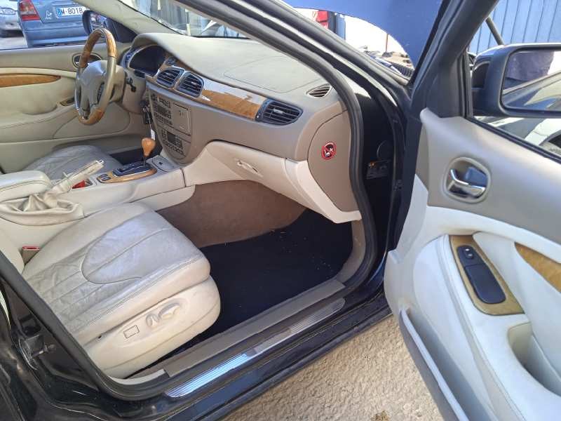 jaguar s-type del año 1999