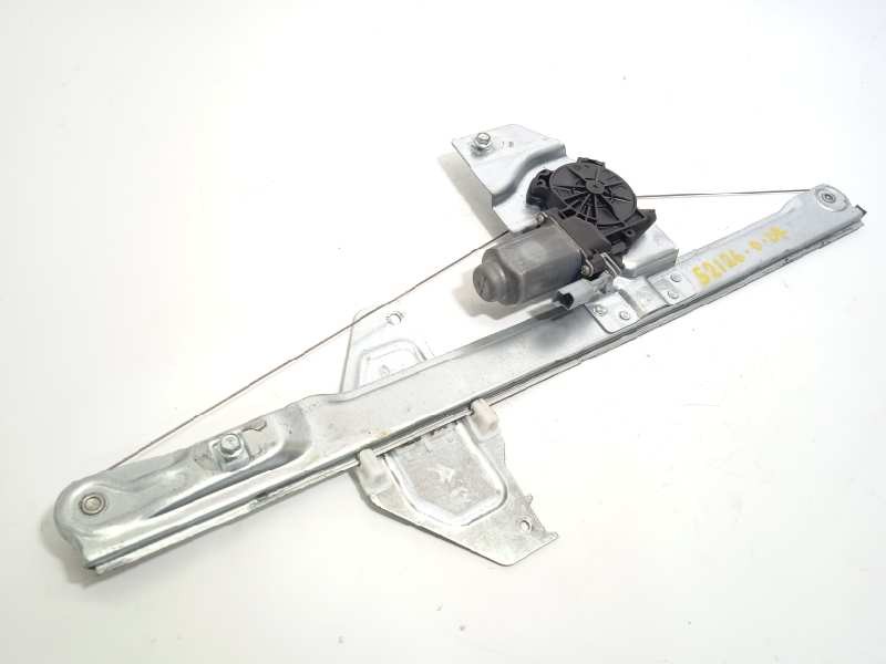 ELEVALUNAS DELANTERO DERECHO 402104B 