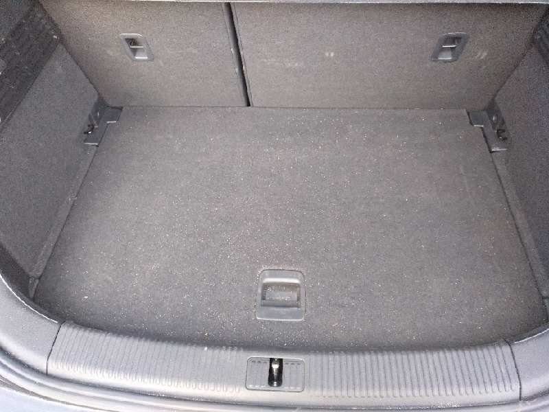 audi a1 sportback (8xa) del año 2013