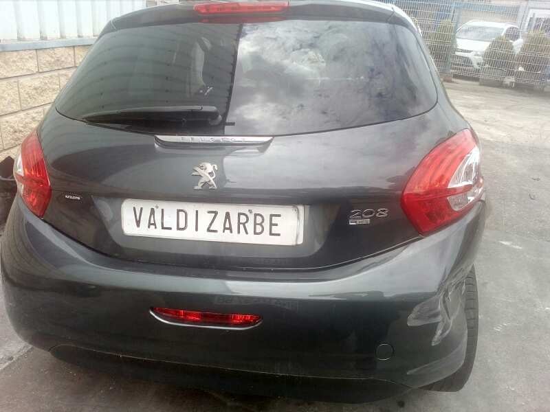 peugeot 208 del año 2015