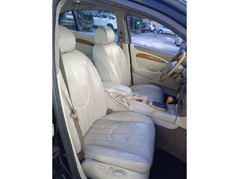 jaguar s-type del año 1999