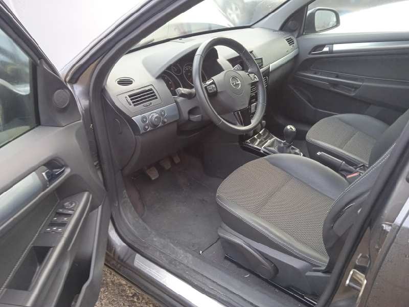 opel astra h ber. del año 2010