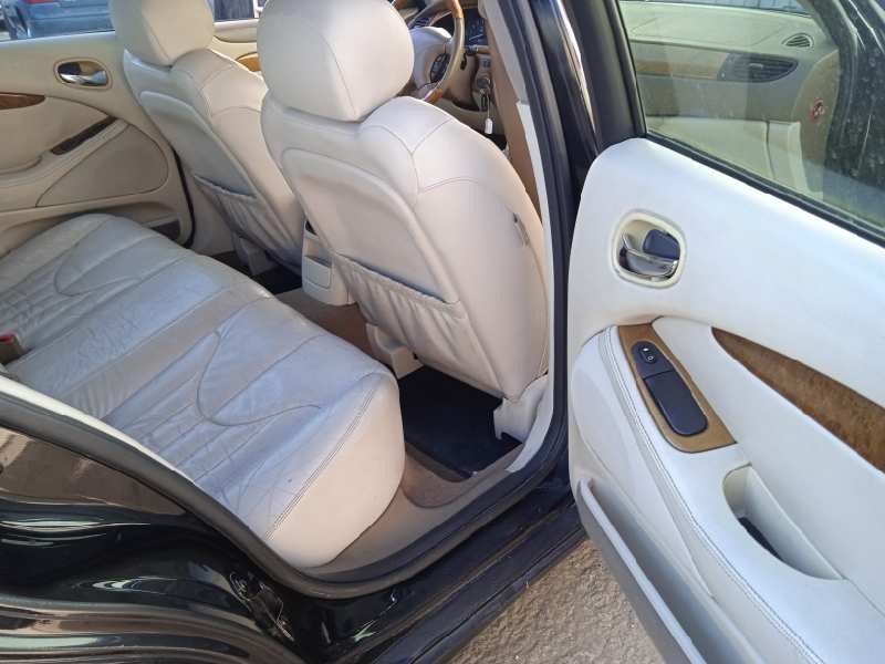 jaguar s-type del año 1999