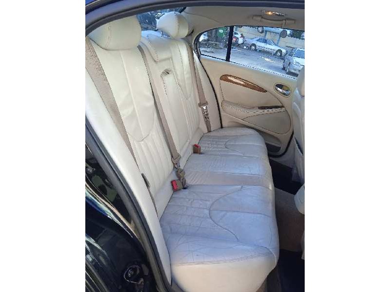 jaguar s-type del año 1999