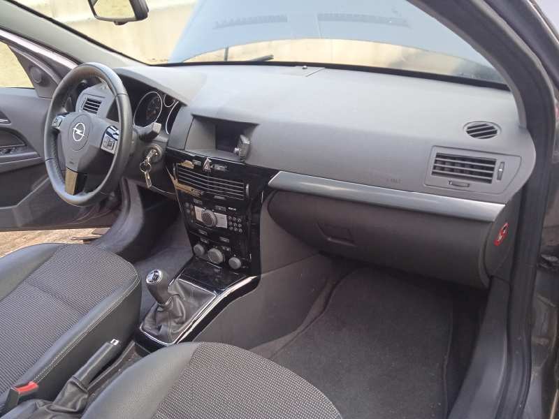 opel astra h ber. del año 2010