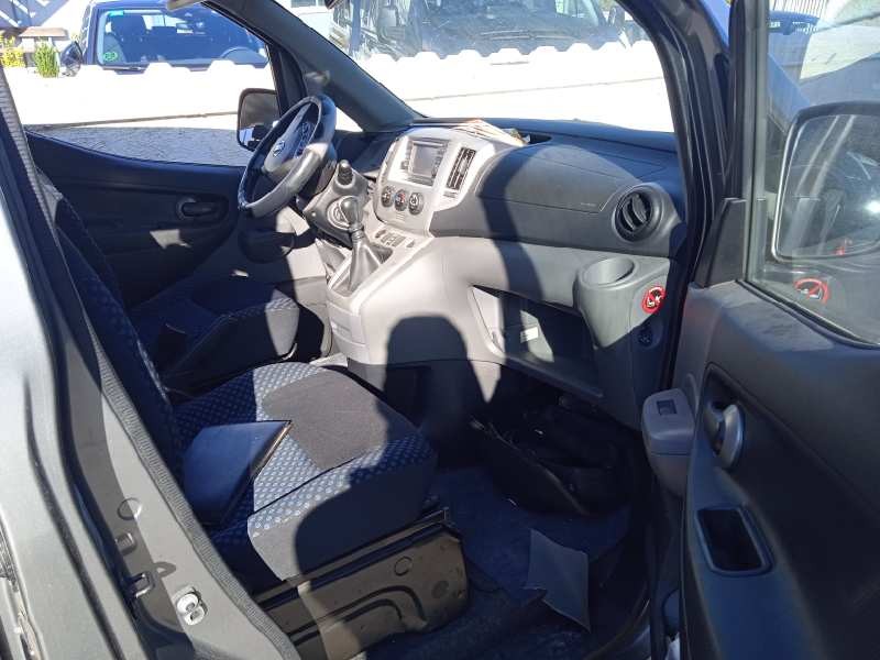 nissan nv 200 (m20) del año 2011